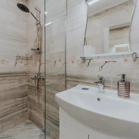 Lemy Lux Apartman